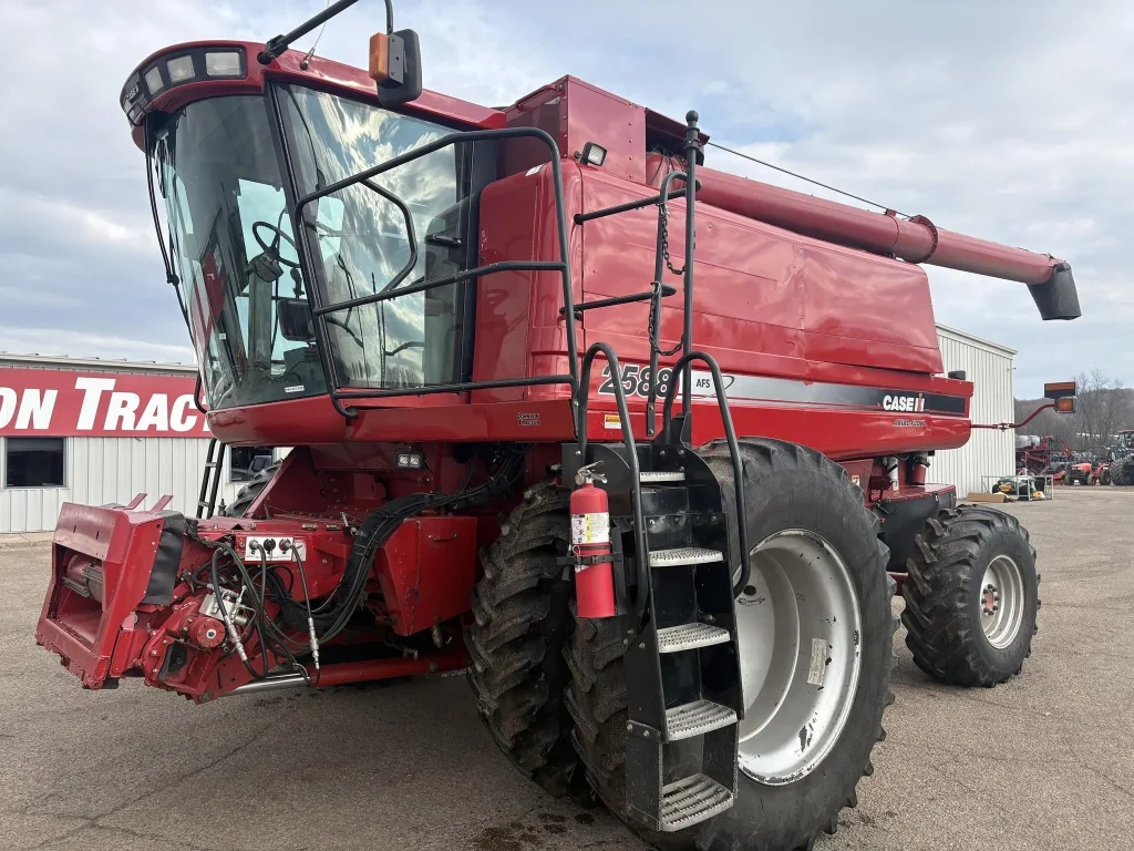 Комбайн CASE IH 2588